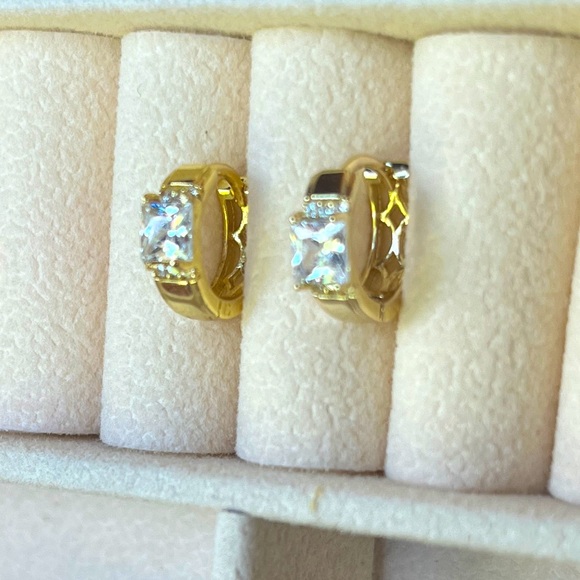 NWOT gold plated over silver cubic zirconia huggie hoop earrings - Picture 2 of 7